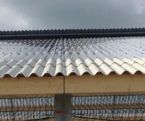 Dakbedekking met lichtplaten